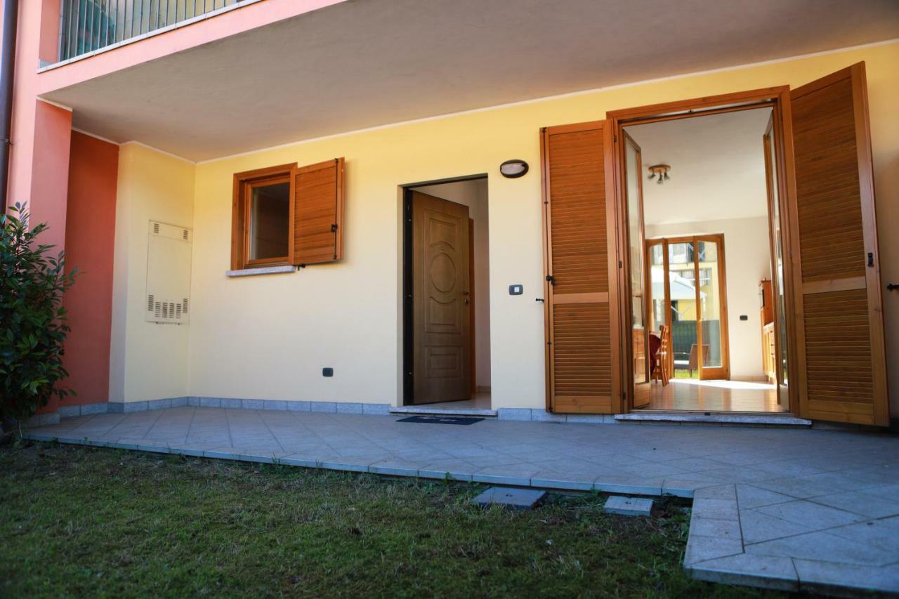 Casa "Giardino Sulla Baia" Daire Colico Dış mekan fotoğraf